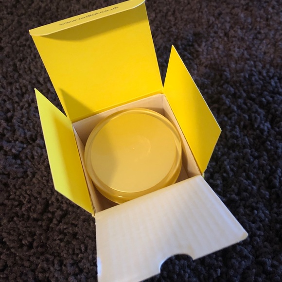 Rodial bee venom eye cream, .8 fl oz - Picture 3 of 4